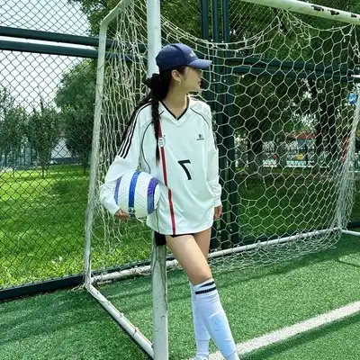 邱磊